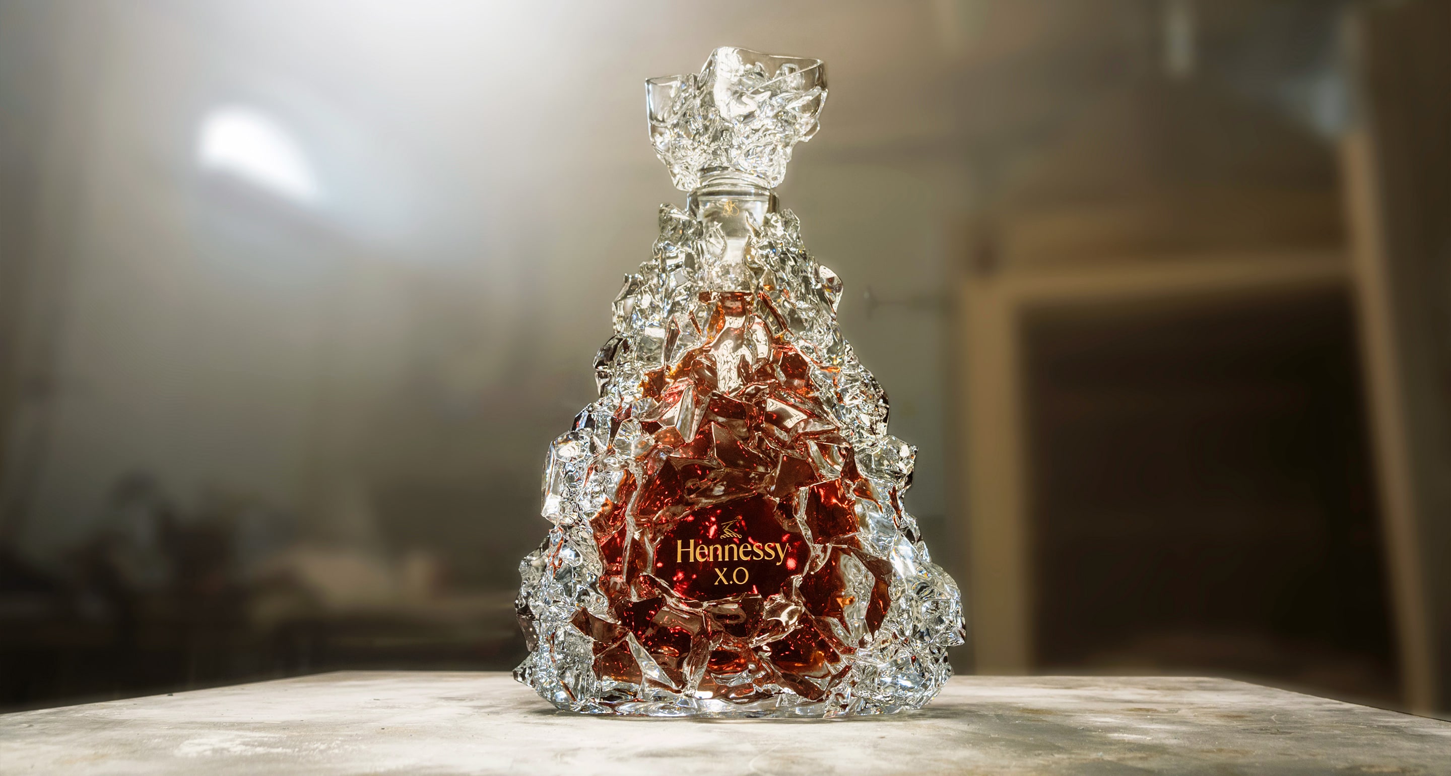 Cognac decanter by Frank Gehry & Baccarat - Hennessy