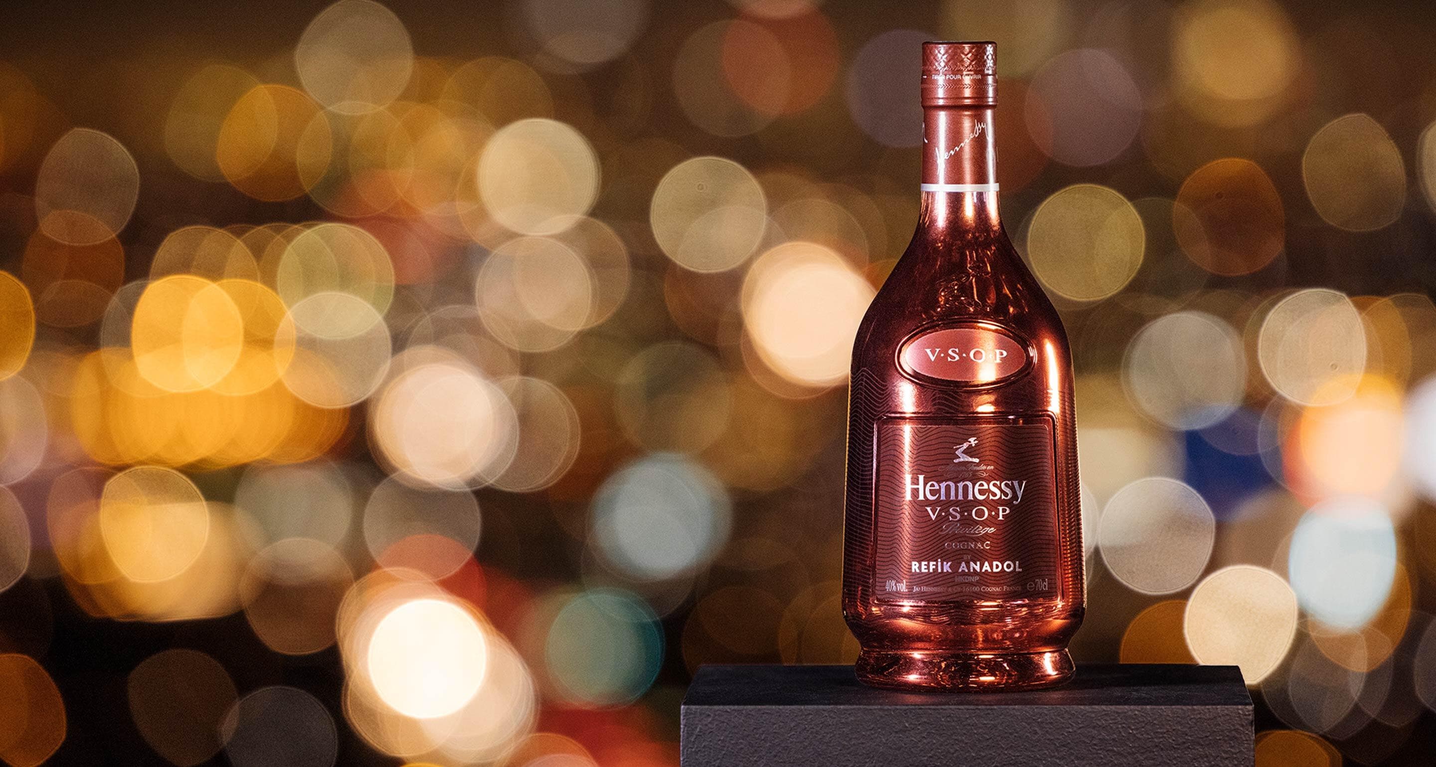HENNESSY X REFIK ANADOL