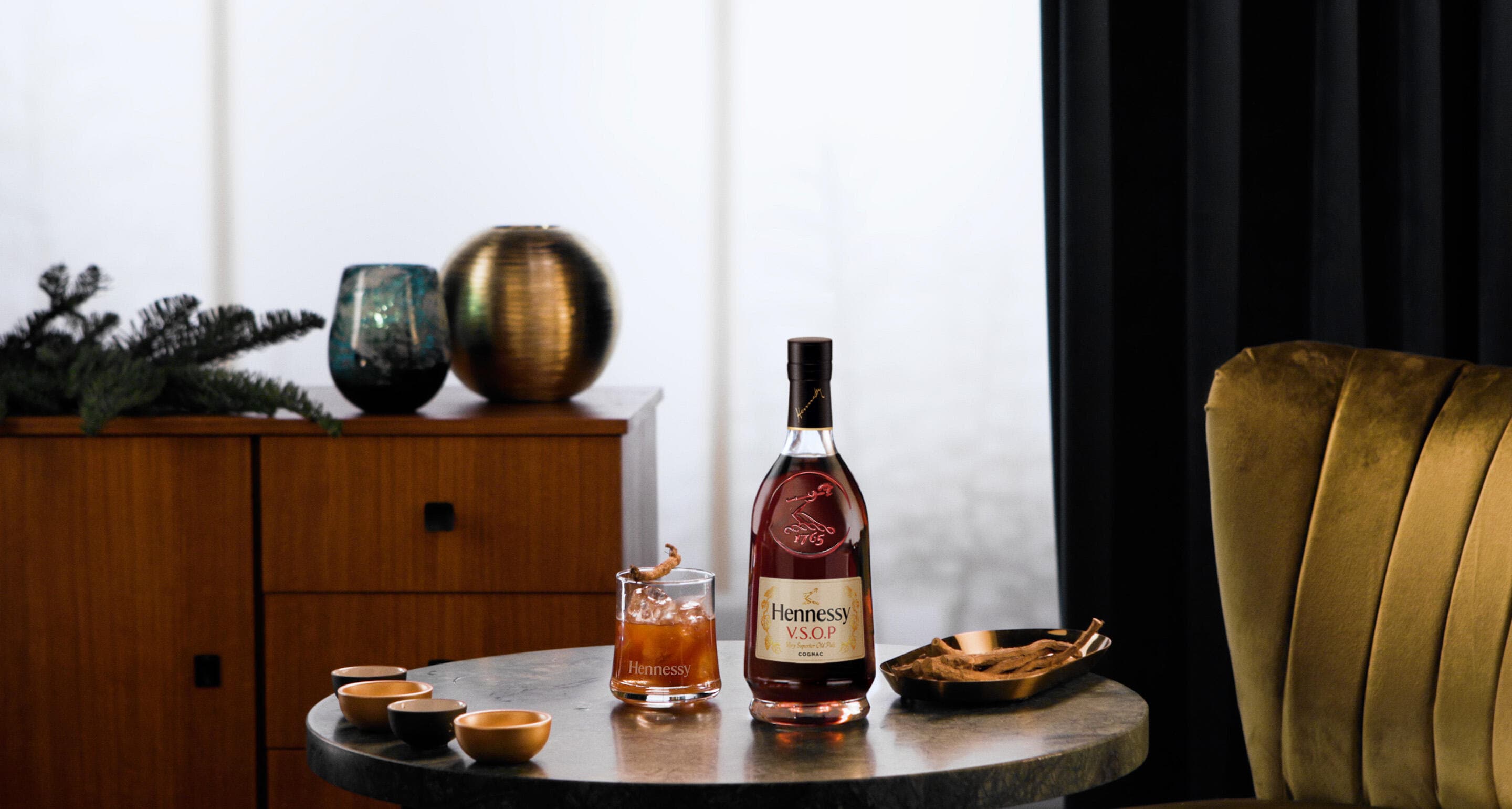 HENNESSY-COCKTAILS-SPICY-BLAZER