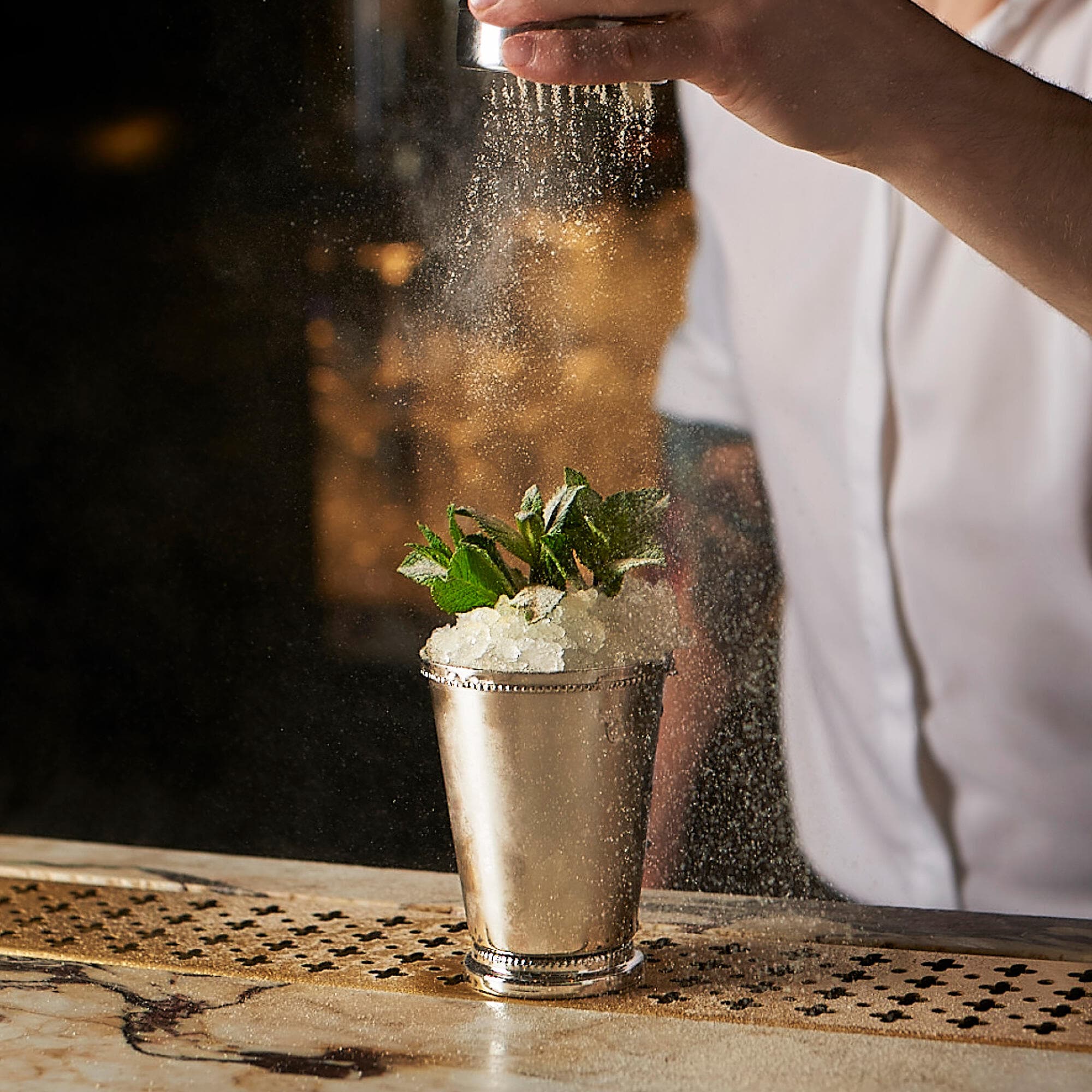 Cocktail VSOP lifestyle visual square