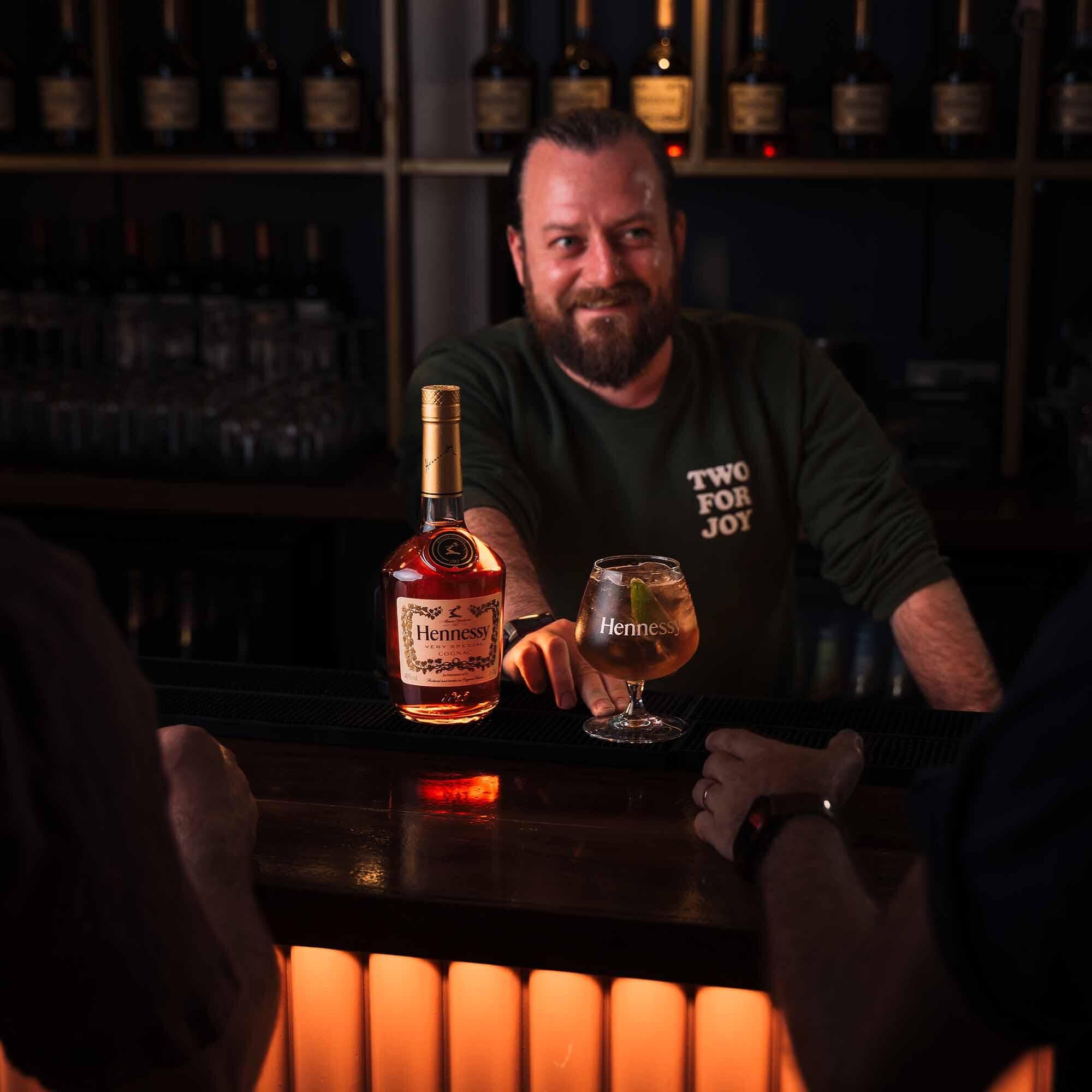 JOE BRADY HENNESSY V.S